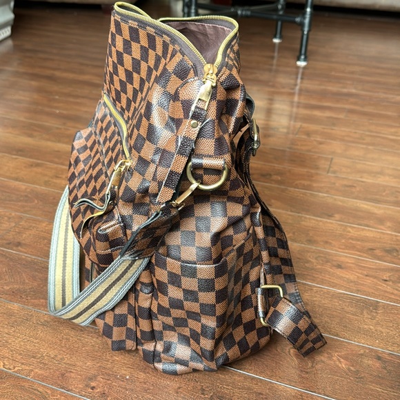 Backpack/Purse - Picture 6 of 11